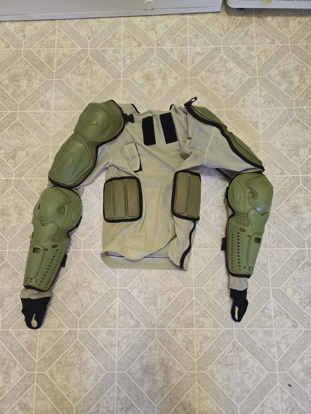 Dirtbike/Mountain Bike Armour - Picture 3 of 8